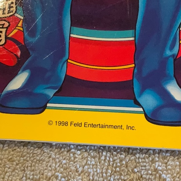 Ringling Brothers and Barnum and Bailey Circus souvenir program 1998 - Picture 5 of 7